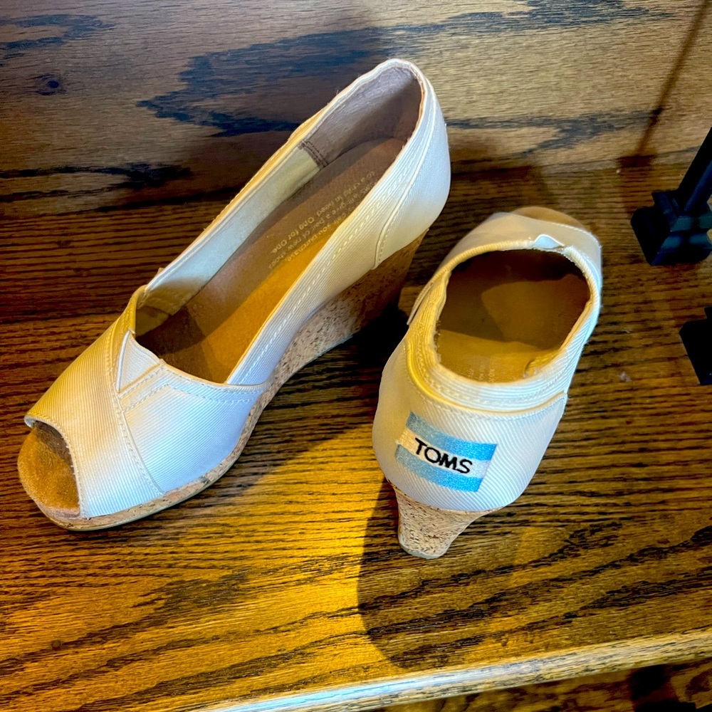 Tom’s wedges